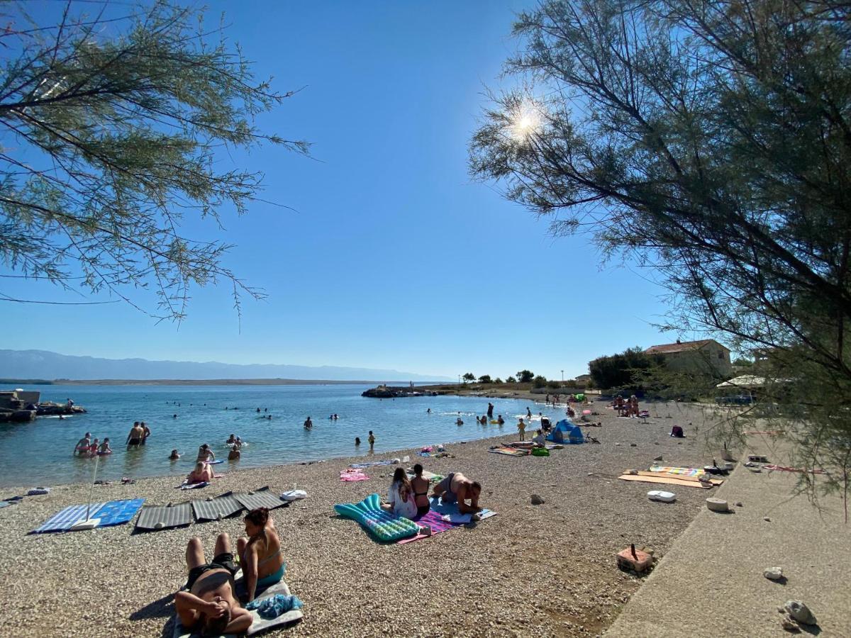 Beachfront Apartment วีร์ ภายนอก รูปภาพ